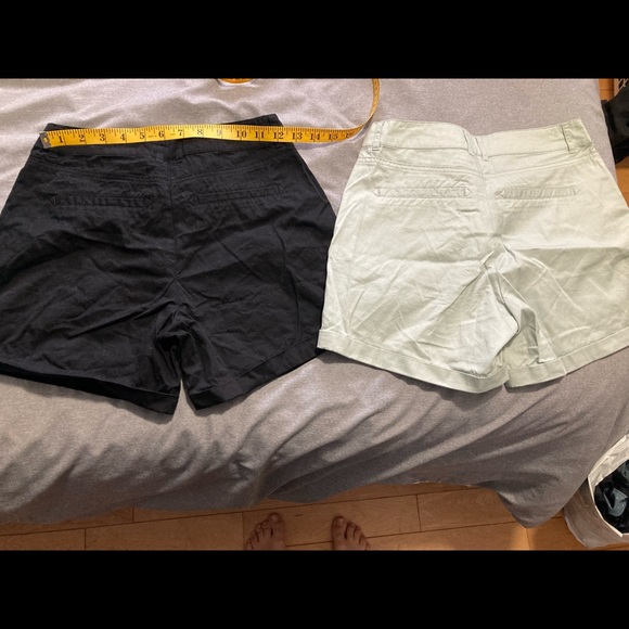 2 pairs of shorts size 3 Twik - Picture 2 of 5